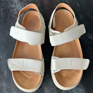Vagabond Shoemakers Women's Beige Platform Ankle Strap Casual Sandals Size EU37